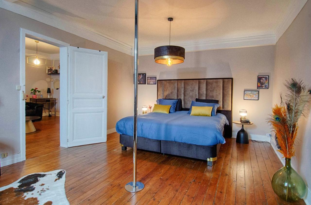 Sweet Nina Jazz Appartement Pour 5 Voyageurs, Situe A La Place De La Republique, Avec Parking Et Lit Queen Size Le Mans Extérieur photo